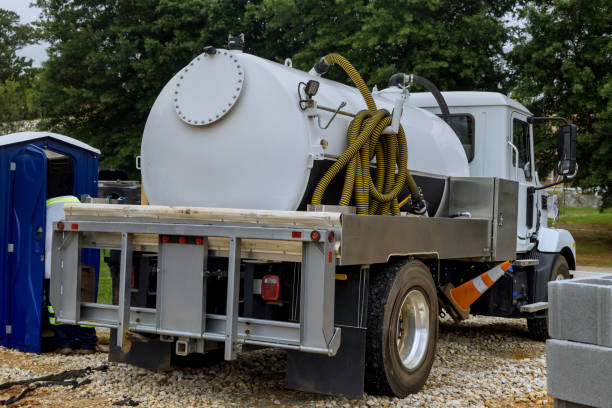 Portable Toilet Options We Offer in Vista Santa Rosa, CA